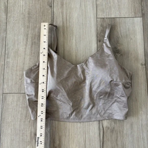 Athleta Crop Top Womens Large Aurora V-Neck Tank Top Brown Taupe Built-in Bra - Picture 3 of 6